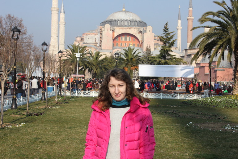 Как одеваются в стамбуле в марте. Стамбул в феврале. Фотосессия в марте в Стамбуле.
