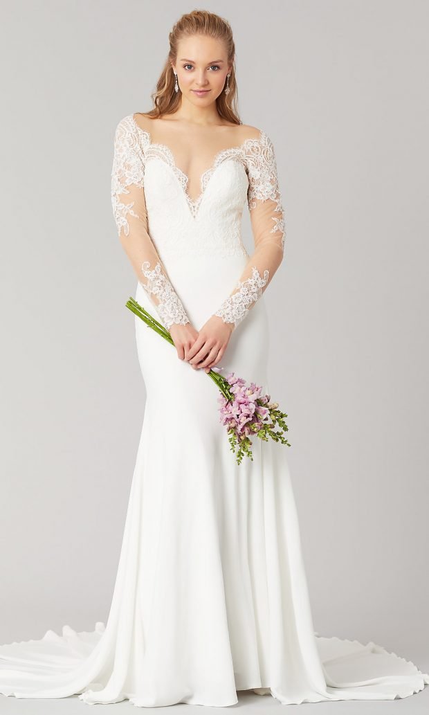 Длинные свадебные платья: ажурное белое длинное большой вырез