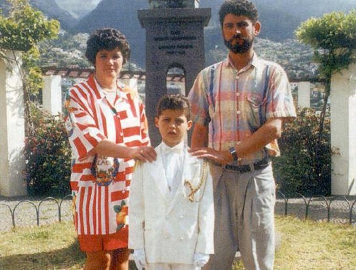 Роналду с родителями