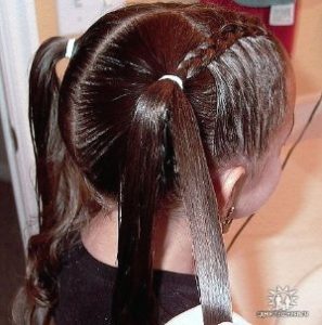 pricheskinarad9 297x300 - Нарядные прически для девочек и мам