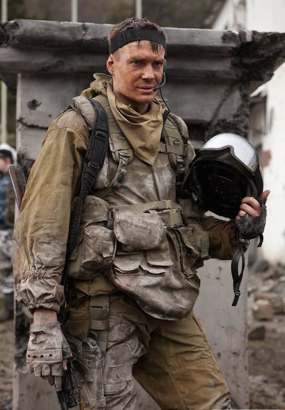 Максим Матвеев в фильме «Август восьмого»