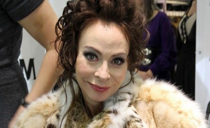 Как сложились судьбы звезд отечественной эстрады 90-х (52 фото) Как сложились судьбы звезд отечественной эстрады 90-х (52 фото)