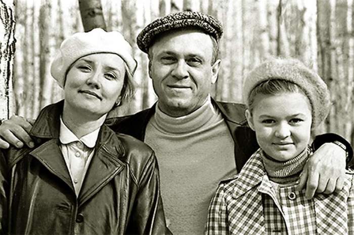 Подборка семейных фотографий любимых советских актеров