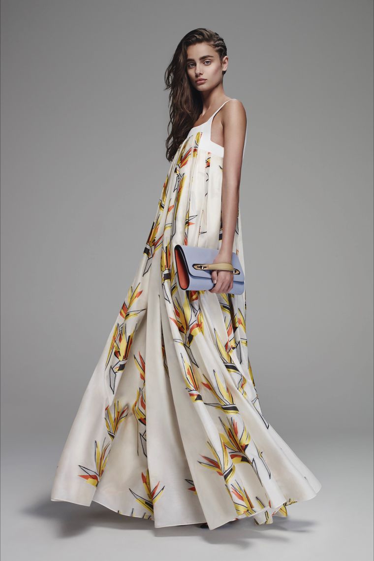 Многообразие летних сарафанов: 50 прекрасных нарядов, фото № 30 Многообразие летних сарафанов: 50 прекрасных нарядов, фото № 30