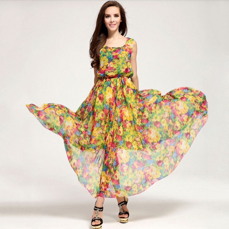 Многообразие летних сарафанов: 50 прекрасных нарядов, фото № 36 Многообразие летних сарафанов: 50 прекрасных нарядов, фото № 36