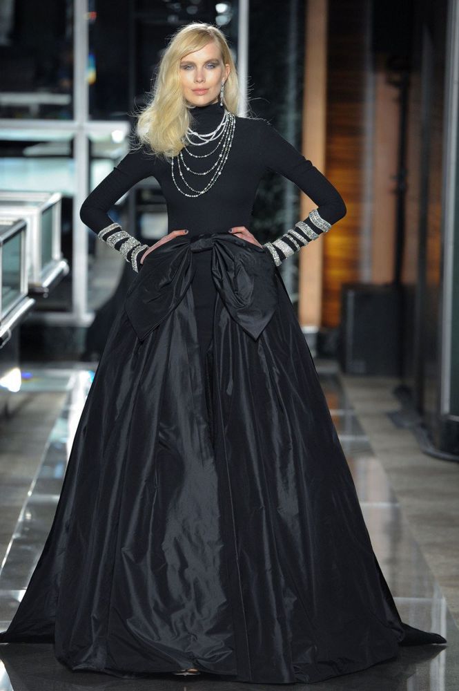 Чёрное свадебное платье — стильно, изящно, благородно, фото № 6
