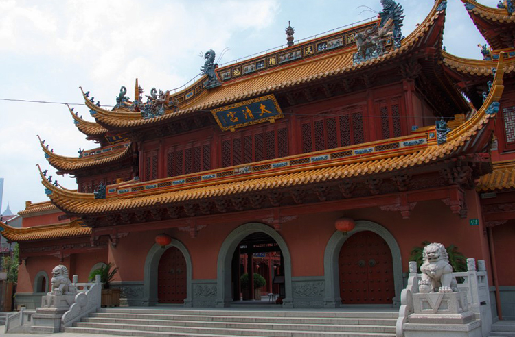 Храм Qinci Yangdian