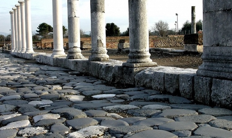 Необычные места Рима - Аппиева дорога и занимательная история строительства