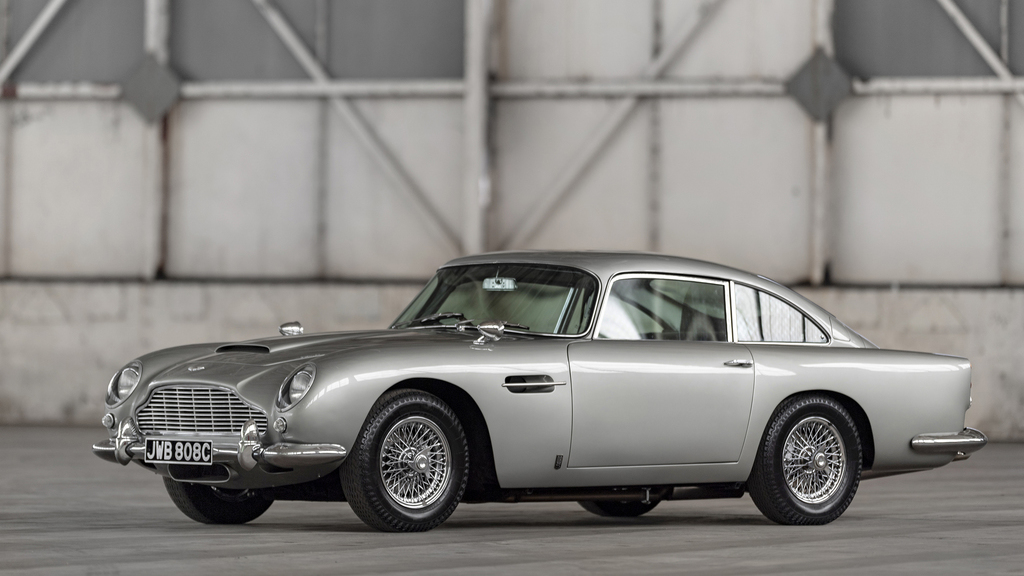 «Шпион, который меня любил»: жизнь Aston Martin DB5 до и после Джеймса Бонда 