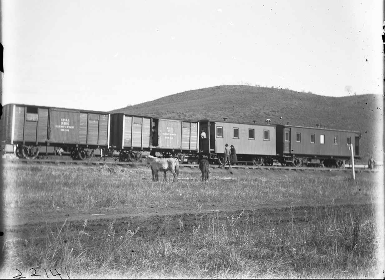 Пассажирские вагоны на ВСЖД, Хибины, 1901