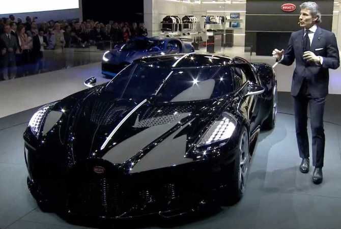 спорткар Bugatti La Voiture Noire