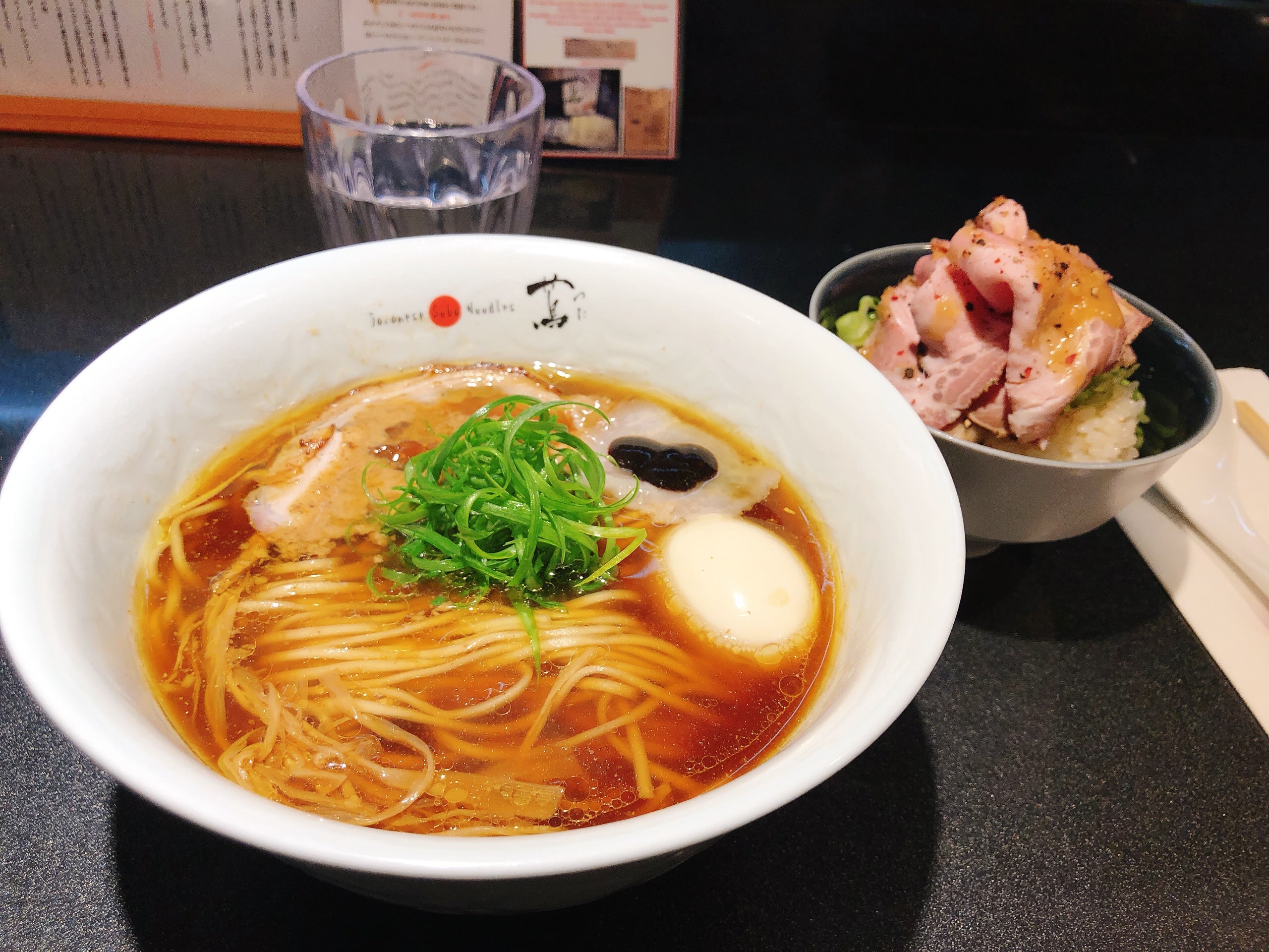 Где можно поесть супа. Tsuta рамен. Токио рамен Коламбус. Шанхайский рамен. Рамен Япония.