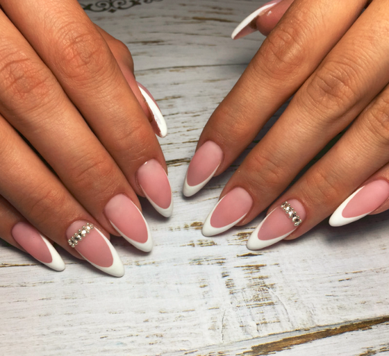 Френч 2020-2021 - смотри трендовые новинки французского маникюра