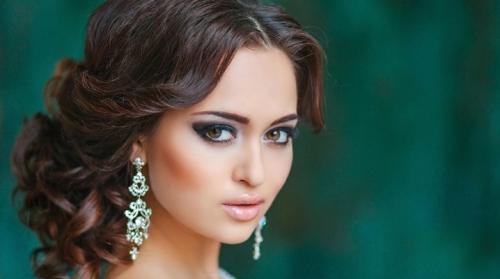 Как красиво накрасить глаза на свадьбу. Макияж на свадьбу для гостей