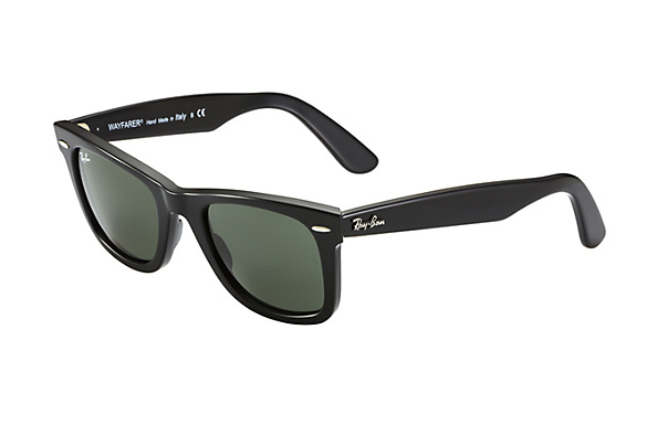 4 . Ochki Ray-Ban Wayfarer 150 $