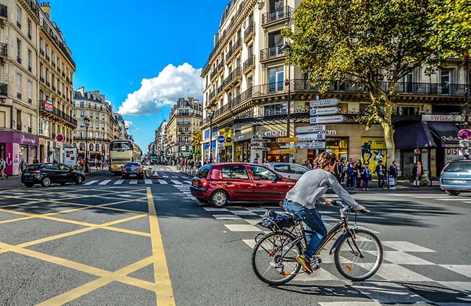 Париж недорого