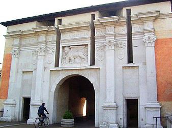 Венеция Тревизо Италия достопримечательности, музей Св Катерины в Тревизо, Дуомо в Тревизо