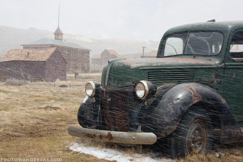 Брошенная машина, город-призрак Боди (Bodie Ghost Town)