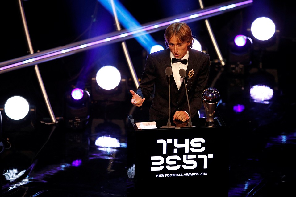 24 сентября 2018 года. Лука Модрич в Лондоне получает награду лучшему футболисту мира. Фото: REUTERS