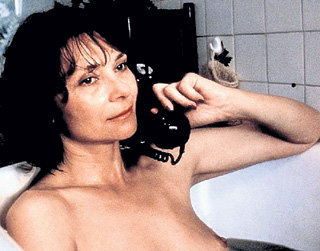 ...любовники глушили водку. Столько алкоголя актриса не поглощала никогда в жизни!