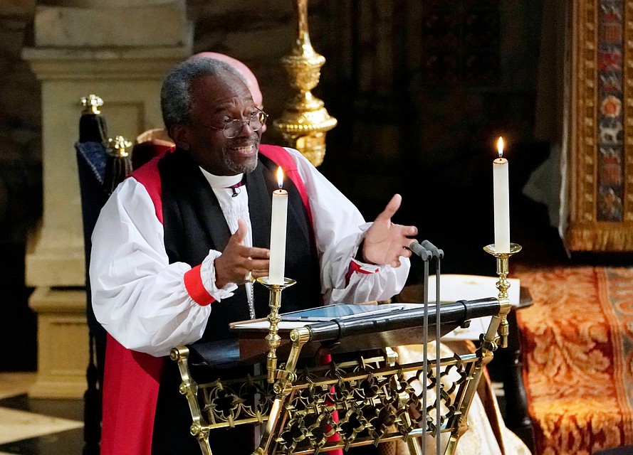 Епископ Майкл Кари покорил всех невероятно эмоциональной проповедью о силе любви Фото: REUTERS