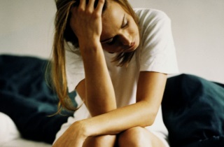 Почему возникает недосып после 12-часового сна