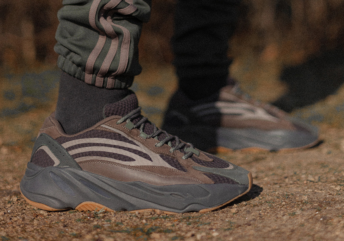 Картинки по запросу Adidas Yeezy Boost 700 V2 «Geode»