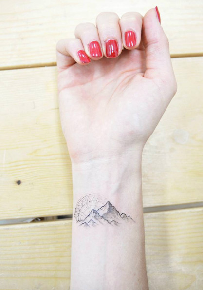 Mountains on Wrist by Banul