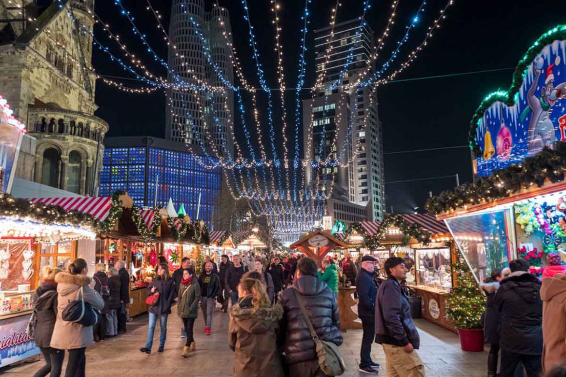 Берлина декабре. Рождество Берлин Берлин 2021. Berlin Christmas Market. Рождественская ярмарка в Берлине 2021. Breitscheidplatz Berlin Christmas Market.