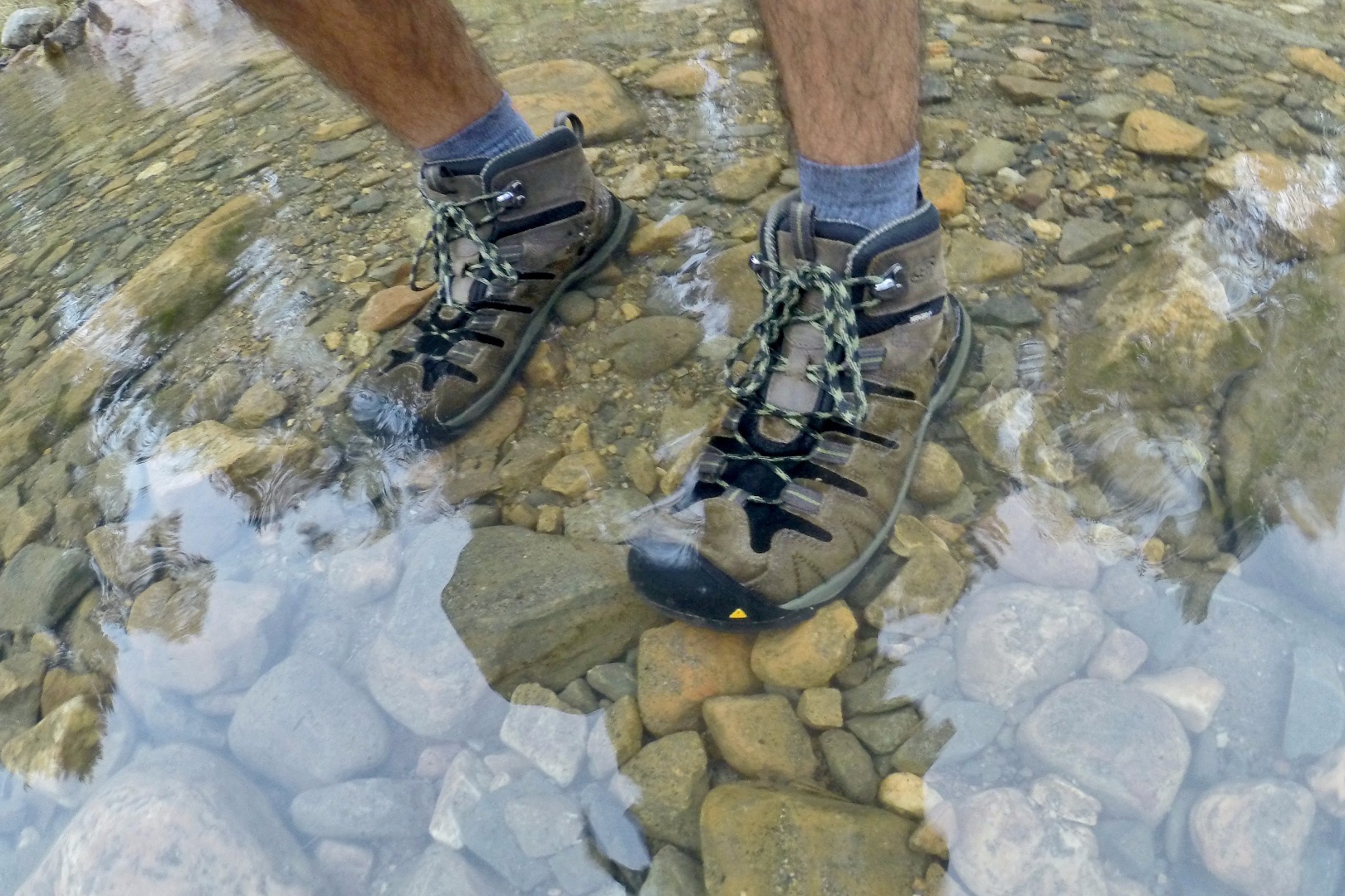 Непромокающая обувь для похода
