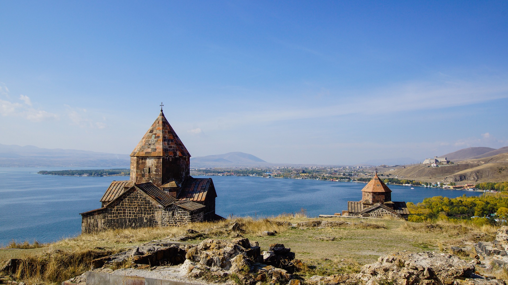 Что посмотреть в Армении. Озеро Севан