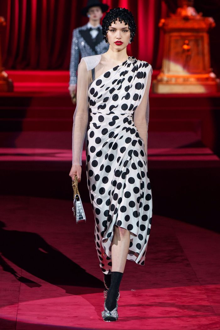 Черно-белое платье в горошек Dolce & Gabbana Черно-белое платье в горошек Dolce & Gabbana