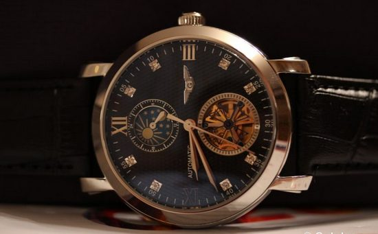 Внешний вид механических часов бренда Guanqin