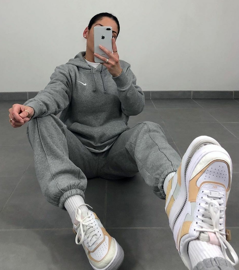 модные кроссовки 2020