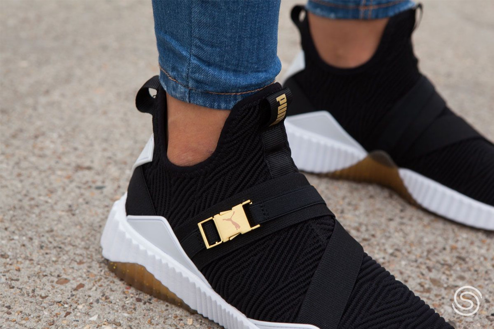 модные кроссовки 2020