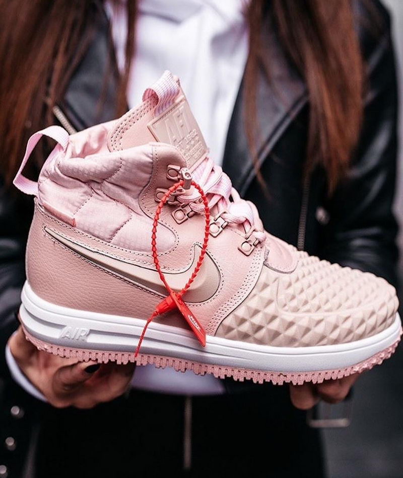 модные кроссовки 2020